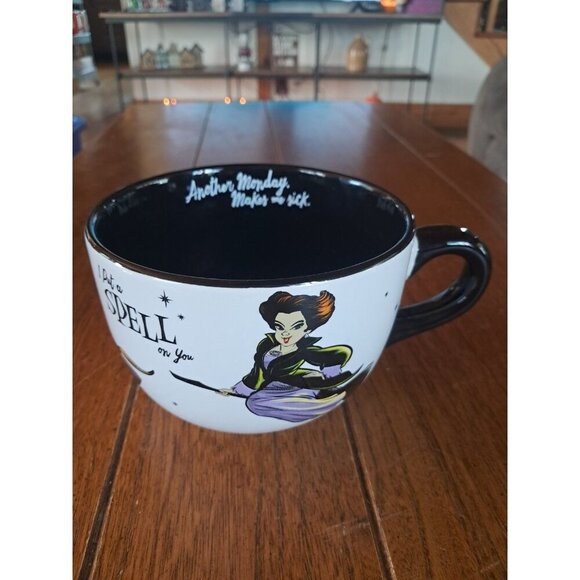 Hocus Pocus Large Coffee Mug Disney Halloween Soup Another Monday Spell On You - Picture 1 of 2